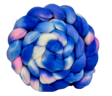 Load image into Gallery viewer, Hand Dyed SUPERWASH Merino &amp; Nylon Top / 152g / Braid for Spinning
