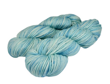 Load image into Gallery viewer, Hand Dyed Superwash Chunky Merino Wool
