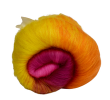Load image into Gallery viewer, Carded Art Batt for Spinning - 66g - Merino Wool
