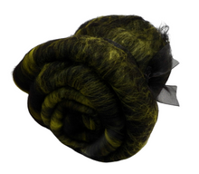 Load image into Gallery viewer, Carded Art Batt for Spinning - 62g - Wools, Mixed Fibres
