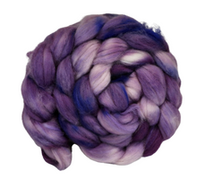 Load image into Gallery viewer, Hand Dyed SUPERWASH Merino &amp; Nylon Top / 158g / Braid for Spinning - *NEW
