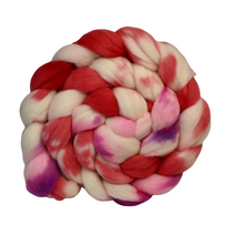 Load image into Gallery viewer, Hand dyed spinning wool
