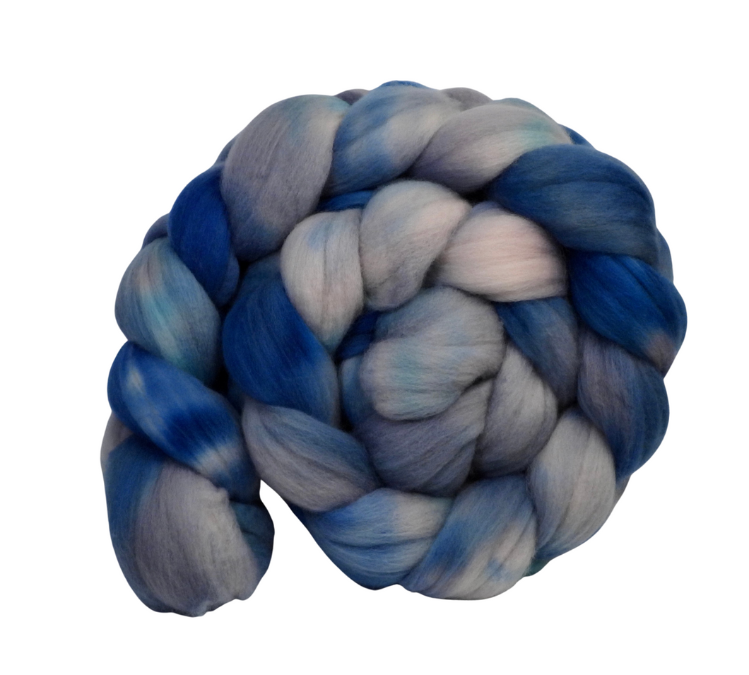 Hand Dyed Merino Top / 132g / Braid for Spinning