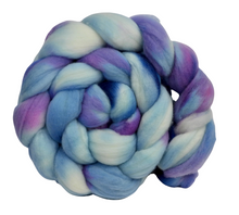 Load image into Gallery viewer, Hand Dyed Merino Top / 139g / Braid for Spinning
