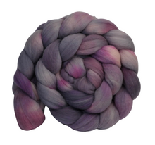 Load image into Gallery viewer, mauve dyed merino wool
