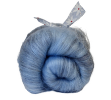 Load image into Gallery viewer, Art Batt for Fibre Arts and spinning

