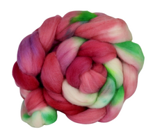 Load image into Gallery viewer, Hand Dyed Merino Top / 127g / Braid for Spinning
