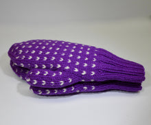 Load image into Gallery viewer, Hand Knit Thrum Mittens in Wool - PURPLE/FUCHSIA - Ladies Medium/Large (Men&#39;s Medium)
