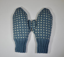 Load image into Gallery viewer, Hand Knit Thrum Mittens in Wool - LIGHT BLUE - Ladies Medium/Large (Men&#39;s Medium) - Extra Warm Winter Mitts - Great gift idea

