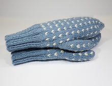 Load image into Gallery viewer, Hand Knit Thrum Mittens in Wool - LIGHT BLUE - Ladies Medium/Large (Men&#39;s Medium) - Extra Warm Winter Mitts - Great gift idea
