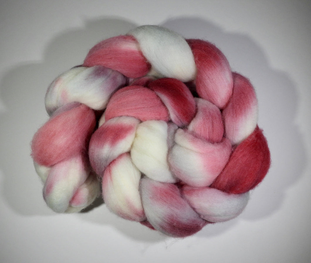 Hand Dyed Merino Top / 97g / Braid for Spinning